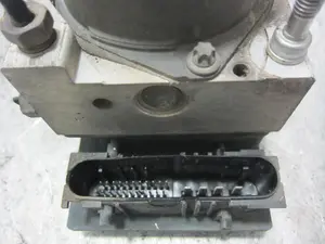 Foto de ABS PEUGEOT 307 BREAK / SW (S1)(04.2002) 2.0 HDi CAT (90 CV / 66 KW) referencia 0265800301 foto 4