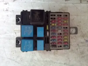 Foto de CAJA RELES / FUSIBLES KIA PICANTO (SA) referencia 9194007000 foto 2