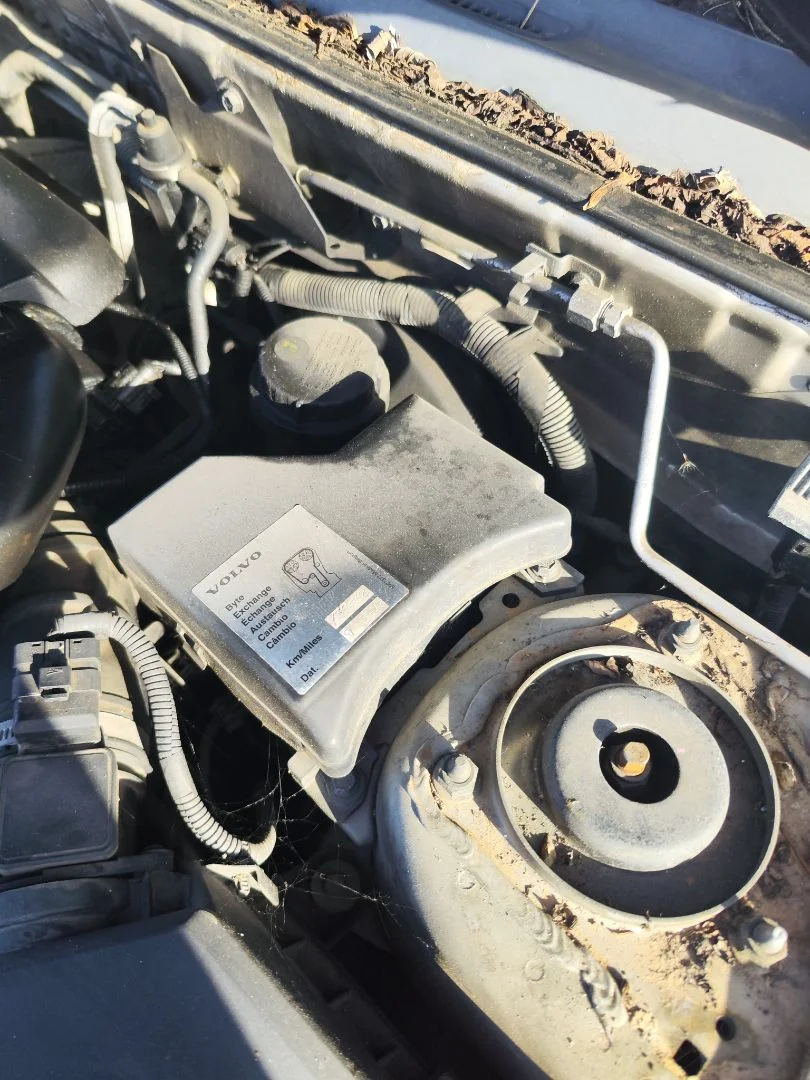 Foto de CENTRALITA MOTOR UCE VOLVO S40 BERLINA 1.9 Diesel CAT (116 CV / 85 KW)