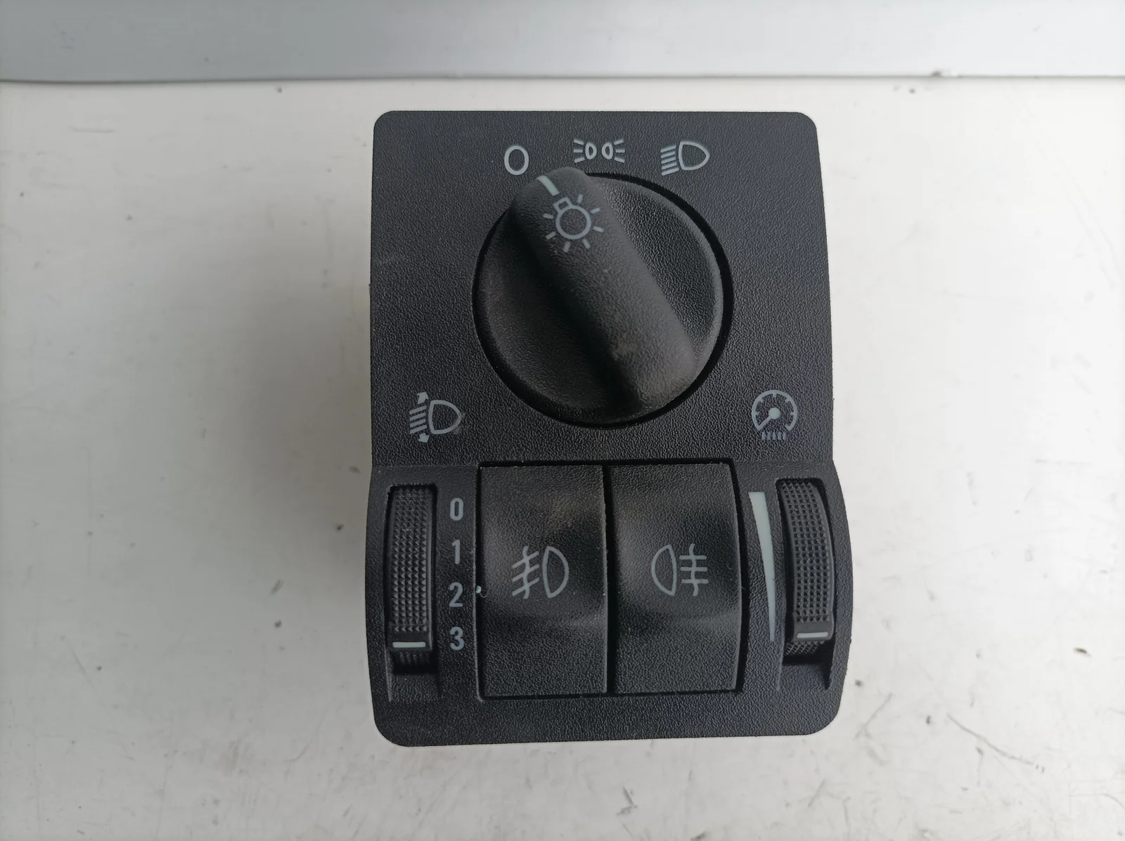 Foto de MANDO LUCES OPEL ASTRA G BERLINA referencia 09133249