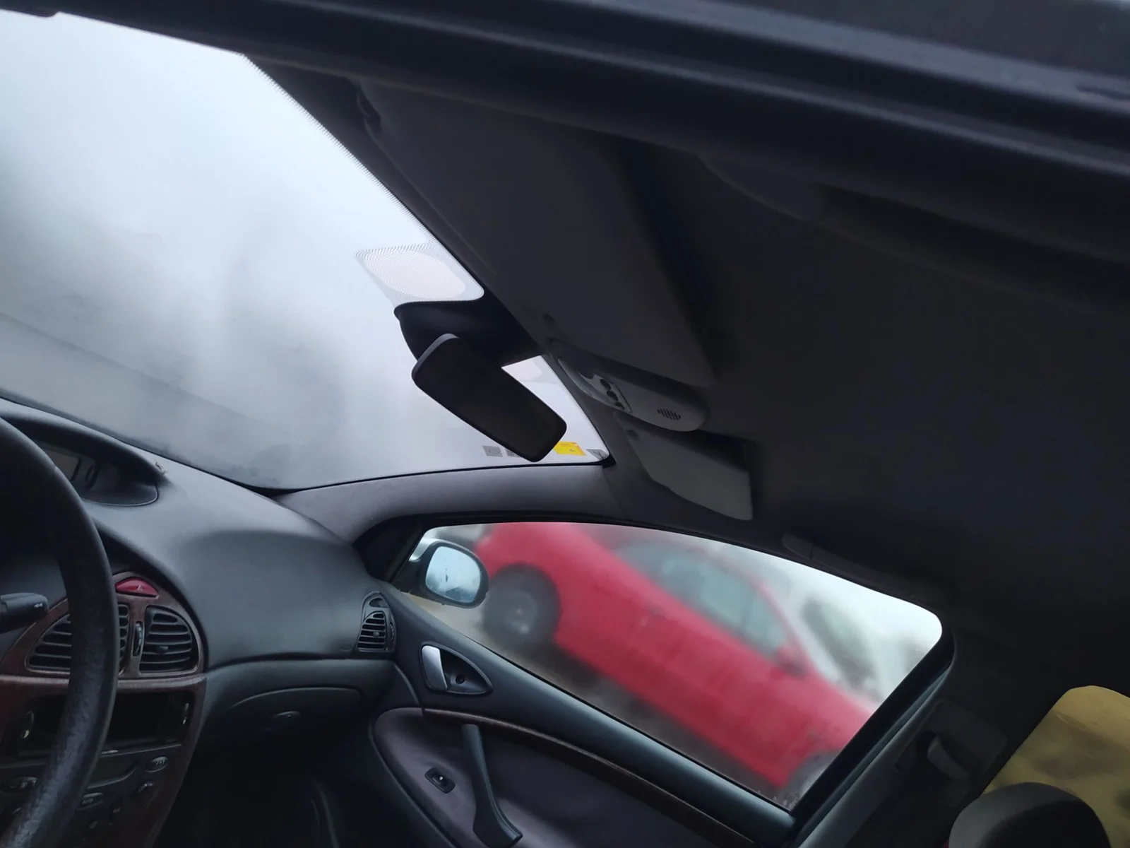 Foto de PARASOL IZQUIERDO CITROEN C5 BERLINA 2.0 HDi (109 CV / 80 KW) referencia 8143FL