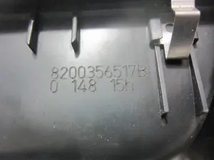 Foto de MANDO ELEVALUNAS DELANTERO DERECHO RENAULT CLIO III 1.2 (75 CV / 55 KW) referencia 8200356517B foto 3
