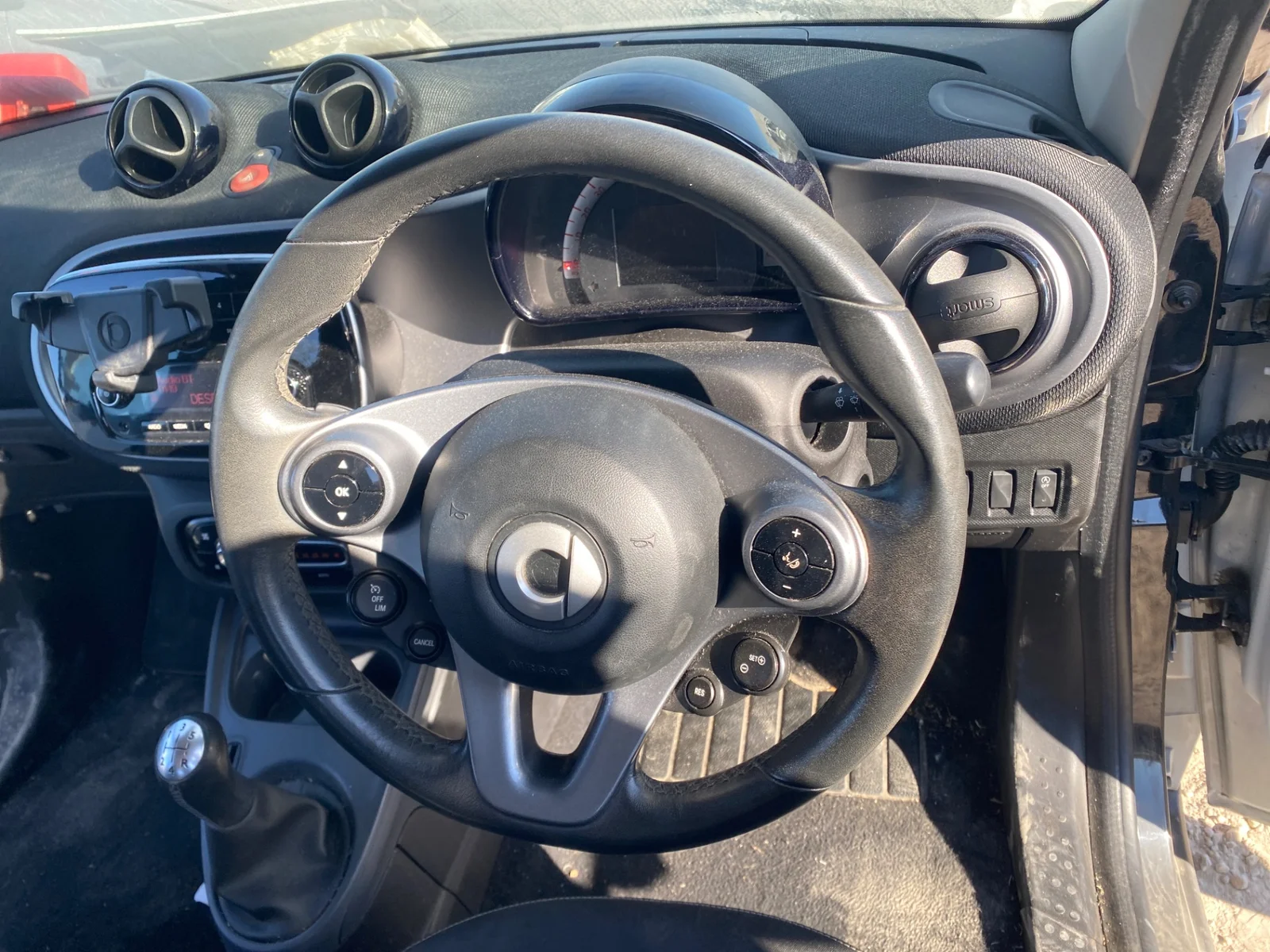 Foto de VOLANTE SMART FORFOUR