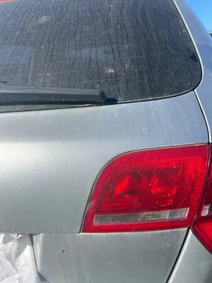 Foto de PILOTO TRASERO DERECHO INTERIOR AUDI A3 SPORTBACK (8PA) 2.0 16V TFSI (200 CV / 147 KW)