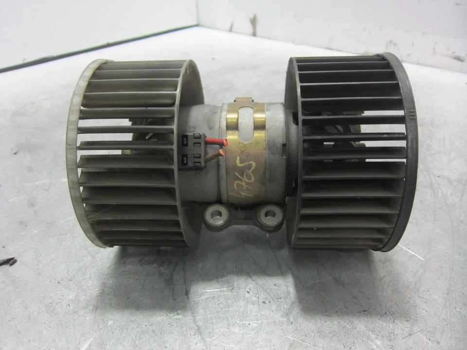 Foto de MOTOR CALEFACCION BMW SERIE 3 BERLINA (E46) 3.0 24V Turbodiesel CAT (184 CV / 135 KW) referencia 62994