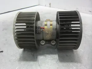 Foto de MOTOR CALEFACCION BMW SERIE 3 BERLINA (E46) 3.0 24V Turbodiesel CAT (184 CV / 135 KW) referencia 62994 foto 1