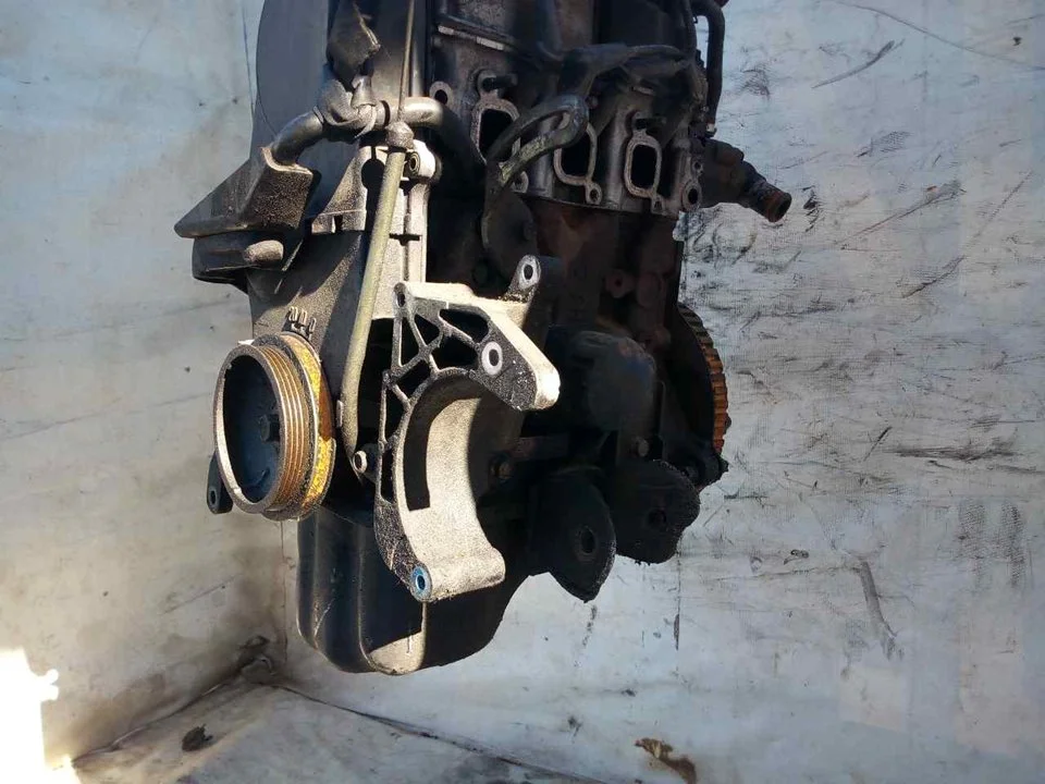 Foto de MOTOR COMPLETO CHEVROLET MATIZ (2004) 0.8 CAT (52 CV / 38 KW) referencia F8CV