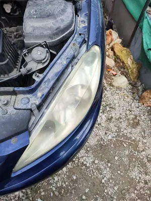 Foto de FARO IZQUIERDO PEUGEOT 307 (S1)(04.2001) 1.6 16V CAT (109 CV / 80 KW) foto 2
