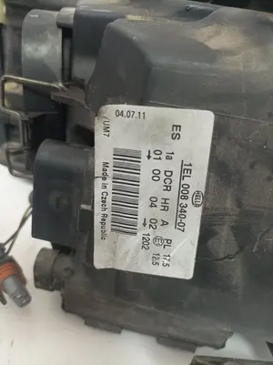 Foto de FARO IZQUIERDO VOLKSWAGEN PASSAT BERLINA (3B2) referencia 1EL00834007 foto 3