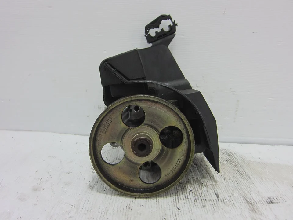 Foto de BOMBA DIRECCION PEUGEOT 206 referencia 9638364580