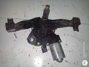 Foto de MOTOR LIMPIA TRASERO OPEL CORSA E referencia 39045012 foto 3