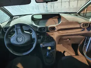 Foto de SALPICADERO CITROEN C3 PICASSO 1.6 16V (120 CV / 88 KW) referencia 823194