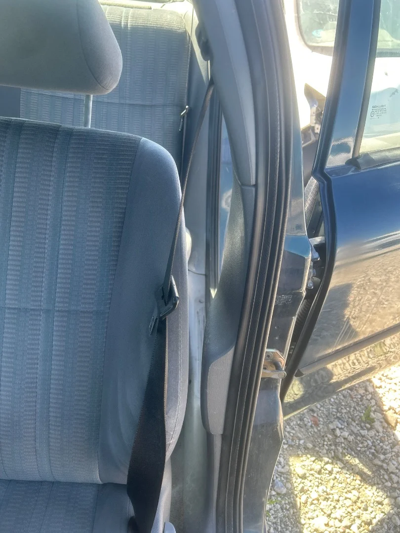 Foto de CINTURON SEGURIDAD DELANTERO DERECHO FORD MONDEO FD BERL./TURNIER 1.8 16V CAT (116 CV / 85 KW)