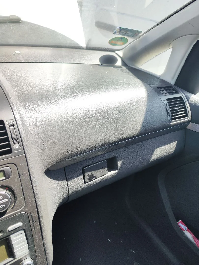 Foto de AIRBAG DELANTERO DERECHO VOLKSWAGEN TOURAN (1T1) 1.9 TDI (105 CV / 77 KW)