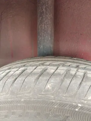 Foto de AMORTIGUADOR TRASERO DERECHO PEUGEOT 107 1.0 CAT (384F) (68 CV / 50 KW)