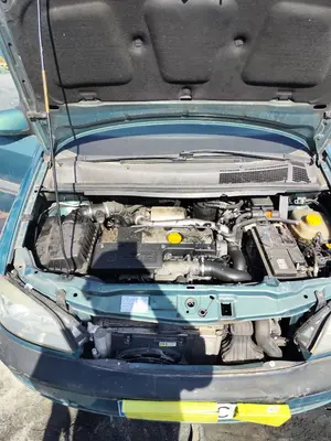 Foto de TORPEDO OPEL ZAFIRA A 2.0 DTI (101 CV / 74 KW)