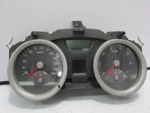 Foto de CUADRO INSTRUMENTOS RENAULT MEGANE II BERLINA 3P 1.5 dCi Diesel (101 CV / 74 KW) referencia 8200364015