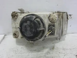 Foto de FARO IZQUIERDO VOLKSWAGEN VENTO (1H2) 1.6 (75 CV / 55 KW) referencia 13905300 foto 5