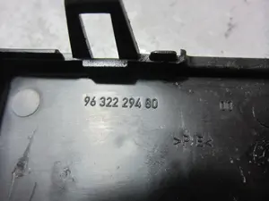 Foto de CAJA RELES / FUSIBLES CITROEN XSARA PICASSO 1.6 16V HDi (90 CV / 66 KW) referencia 9632229480 foto 3