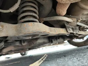 Foto de EJE TRASERO JAGUAR X-TYPE 2.1 V6 24V CAT (156 CV / 115 KW)