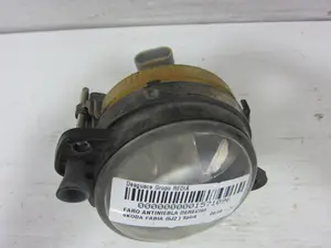Foto de FARO ANTINIEBLA DERECHO SKODA FABIA (5J2) 1.2 (60 CV / 44 KW) referencia 7H0941700C foto 2