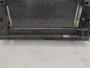 Foto de INTERCOOLER SEAT IBIZA BERLINA (6J5) 1.6 TDI (105 CV / 77 KW)
