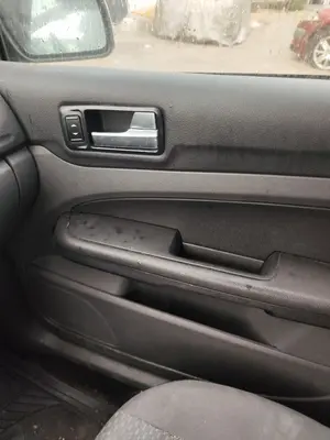 Foto de ELEVALUNAS DELANTERO DERECHO FORD FOCUS BERLINA (CAP) 1.6 TDCi CAT (90 CV / 66 KW)
