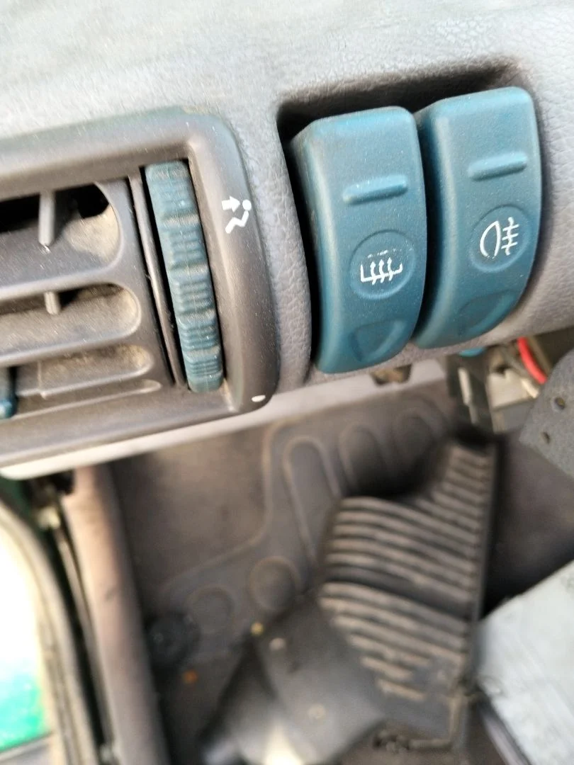 Foto de INTERRUPTOR RENAULT TWINGO I (C06) 1.2 (58 CV / 43 KW)