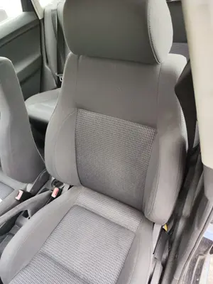 Foto de ASIENTO DELANTERO IZQUIERDO VOLKSWAGEN POLO IV (9N1) 1.4 16V (75 CV / 55 KW) foto 2