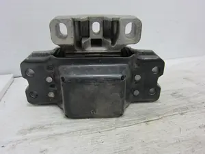 Foto de SOPORTE MOTOR VOLKSWAGEN TOURAN (1T3) 1.6 TDI DPF (105 CV / 77 KW) referencia 1K0199555 foto 2