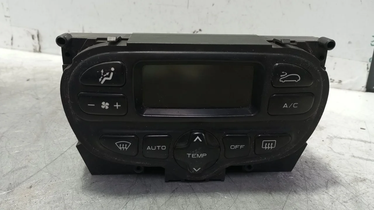 Foto de MANDO CALEFACCION / AIRE ACONDICIONADO CITROEN XSARA PICASSO 1.6 16V HDi (90 CV / 66 KW) referencia 96514030XT