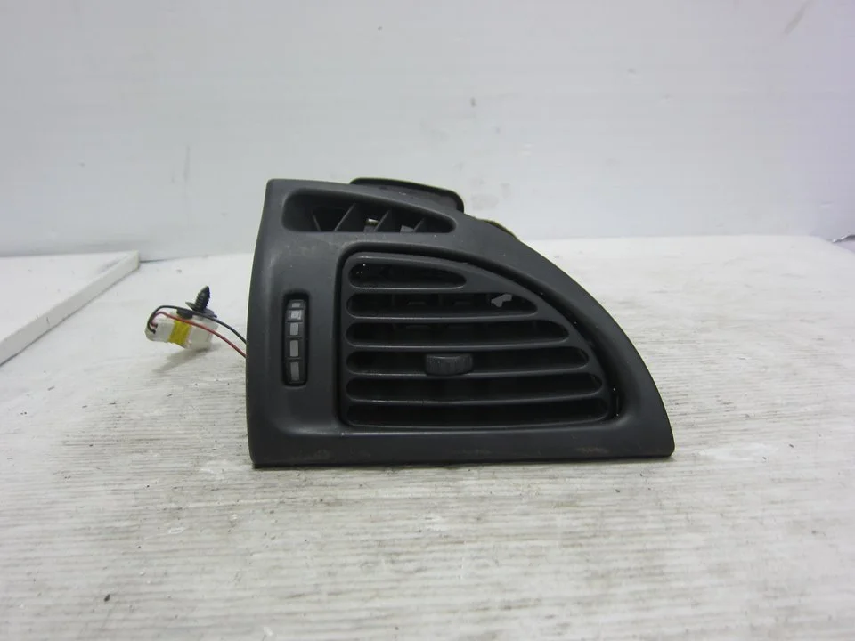 Foto de REJILLA AIREADORA CITROEN C5 BERLINA 2.2 HDi FAP CAT (4HX / DW12ED4) (133 CV / 98 KW) referencia 99024110