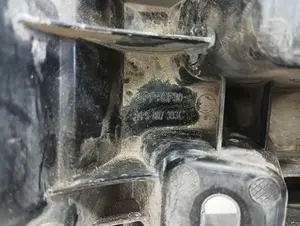 Foto de SOPORTE PARAGOLPES TRASERO PORSCHE CAYENNE (TIPO 92A) referencia 7P5807393C foto 3