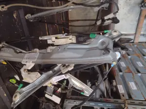 Foto de ELEVALUNAS DELANTERO IZQUIERDO CITROEN C5 BERLINA referencia 9648485080