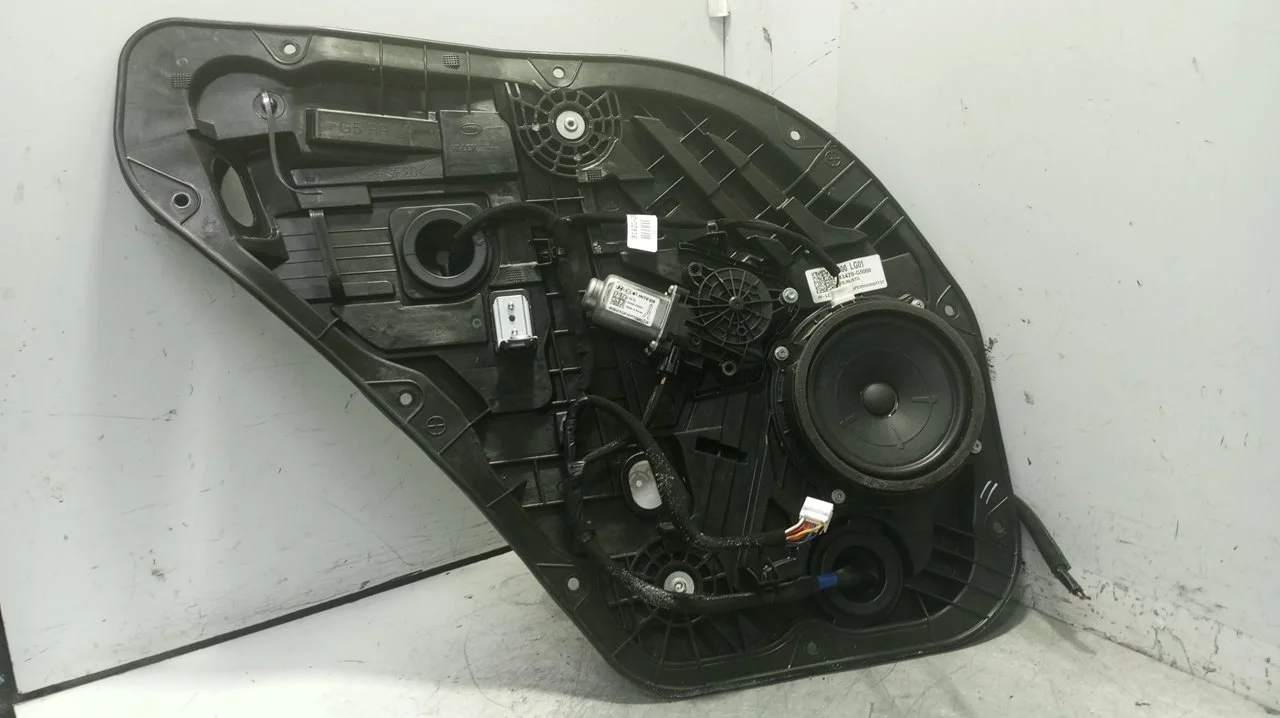 Foto de ELEVALUNAS TRASERO IZQUIERDO KIA NIRO (SG2) Híbrido 104 kW (1.6 Ltr. - 77 kW) (141 CV / 104 KW) referencia 83470G5000