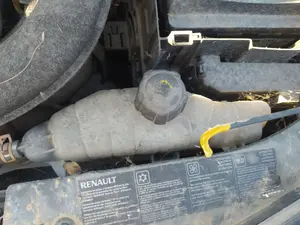 Foto de DEPOSITO EXPANSION RENAULT CLIO III 1.5 dCi Diesel CAT (86 CV / 63 KW)