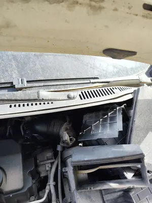 Foto de MOTOR LIMPIA DELANTERO VOLKSWAGEN CADDY (2K)(02.2004) 1.9 TDI (BSU) (75 CV / 55 KW)
