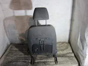 Foto de ASIENTO DELANTERO DERECHO VOLKSWAGEN TOURAN (1T2) 1.9 TDI (105 CV / 77 KW) referencia 1K4881106ME foto 2
