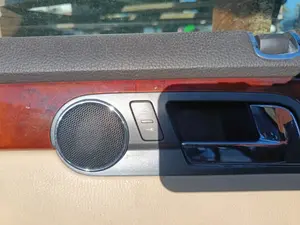 Foto de MANETA INTERIOR TRASERA DERECHA VOLKSWAGEN PHAETON (3D2/3D8) 6.0 W12 48V CAT (BAN) (420 CV / 309 KW)