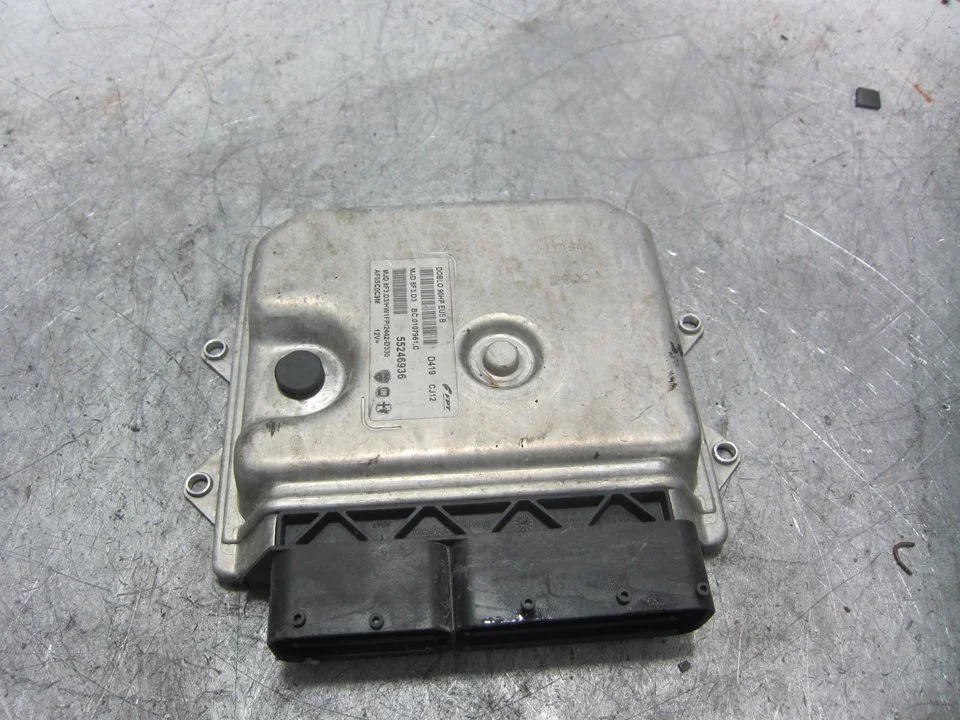 Foto de CENTRALITA MOTOR UCE FIAT II DOBLÒ (263) CARGO 1.3 16V JTD CAT (90 CV / 66 KW) referencia 55246936