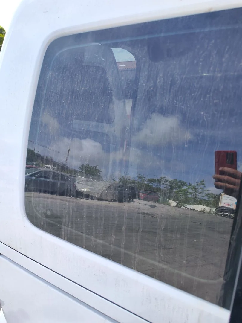 Foto de LUNA CUSTODIA TRASERA DERECHA VOLKSWAGEN CADDY (2K)(02.2004) 1.9 TDI (BSU) (75 CV / 55 KW)