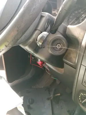 Foto de COLUMNA DIRECCION CITROEN BERLINGO 1.9 Diesel (69 CV / 51 KW) referencia 4123N3 foto 2