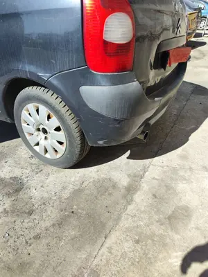 Foto de PARAGOLPES TRASERO CITROEN XSARA PICASSO 1.6 HDi CAT (9HY / DV6TED4) (109 CV / 80 KW)