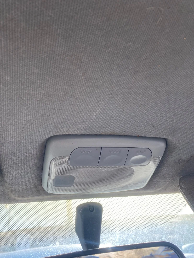 Foto de LUZ INTERIOR SSANGYONG KORANDO 2.9 Turbodiesel CAT (120 CV / 88 KW)