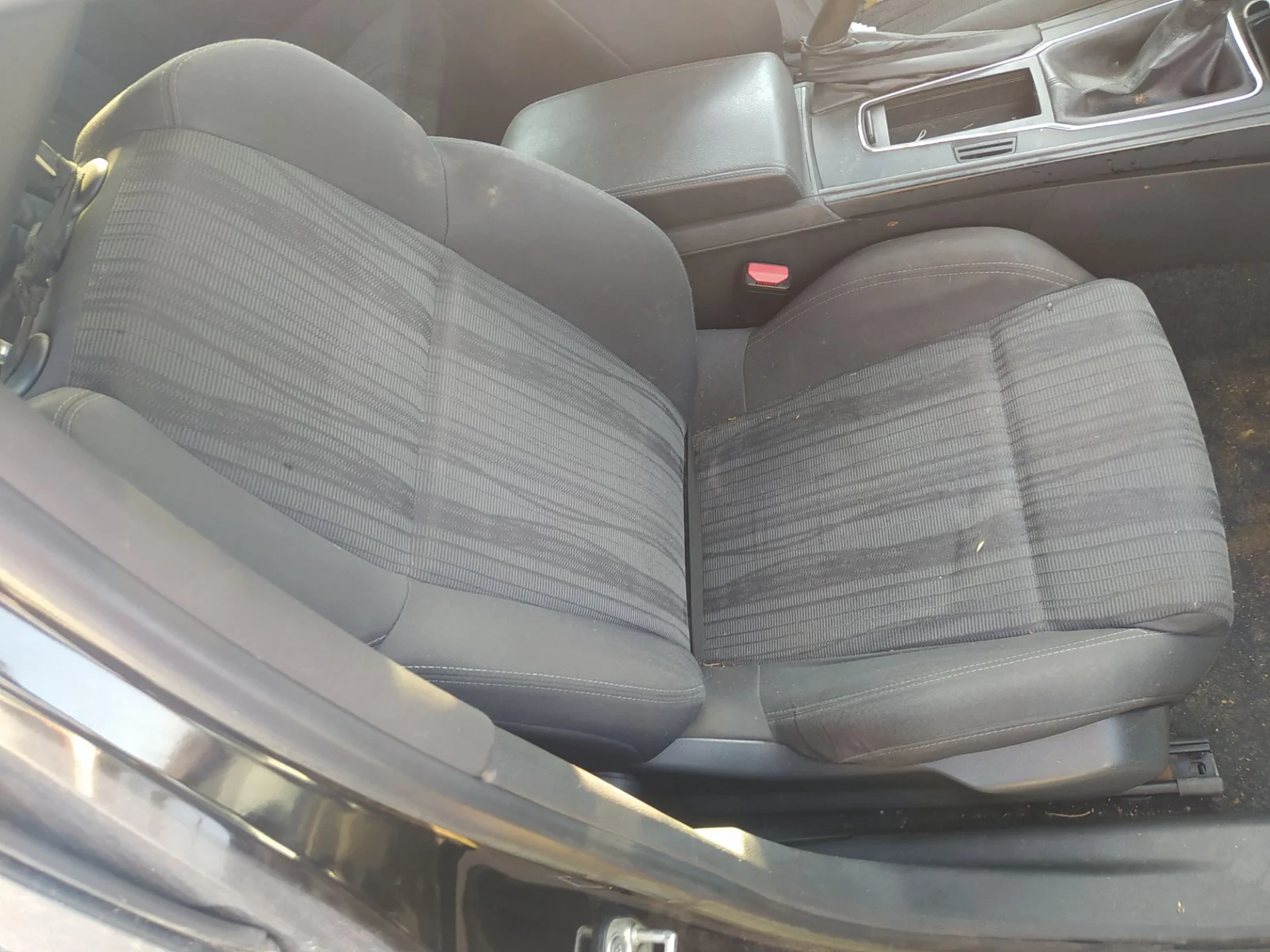 Foto de ASIENTO DELANTERO DERECHO PEUGEOT 508 SW 1.6 HDi FAP (112 CV / 82 KW)