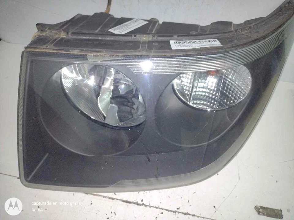 Foto de FARO IZQUIERDO VOLKSWAGEN CRAFTER FURGÓN (2E) 2.5 TDI DPF (136 CV / 100 KW) referencia 1ER24701706