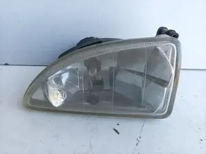 Foto de FARO ANTINIEBLA IZQUIERDO FORD FOCUS BERLINA (CAK) 1.6 16V CAT (101 CV / 74 KW) referencia XS4115201A