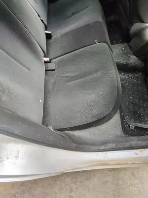 Foto de ASIENTOS TRASERO DERECHO CITROEN C4 BERLINA 1.6 16V HDi (90 CV / 66 KW)
