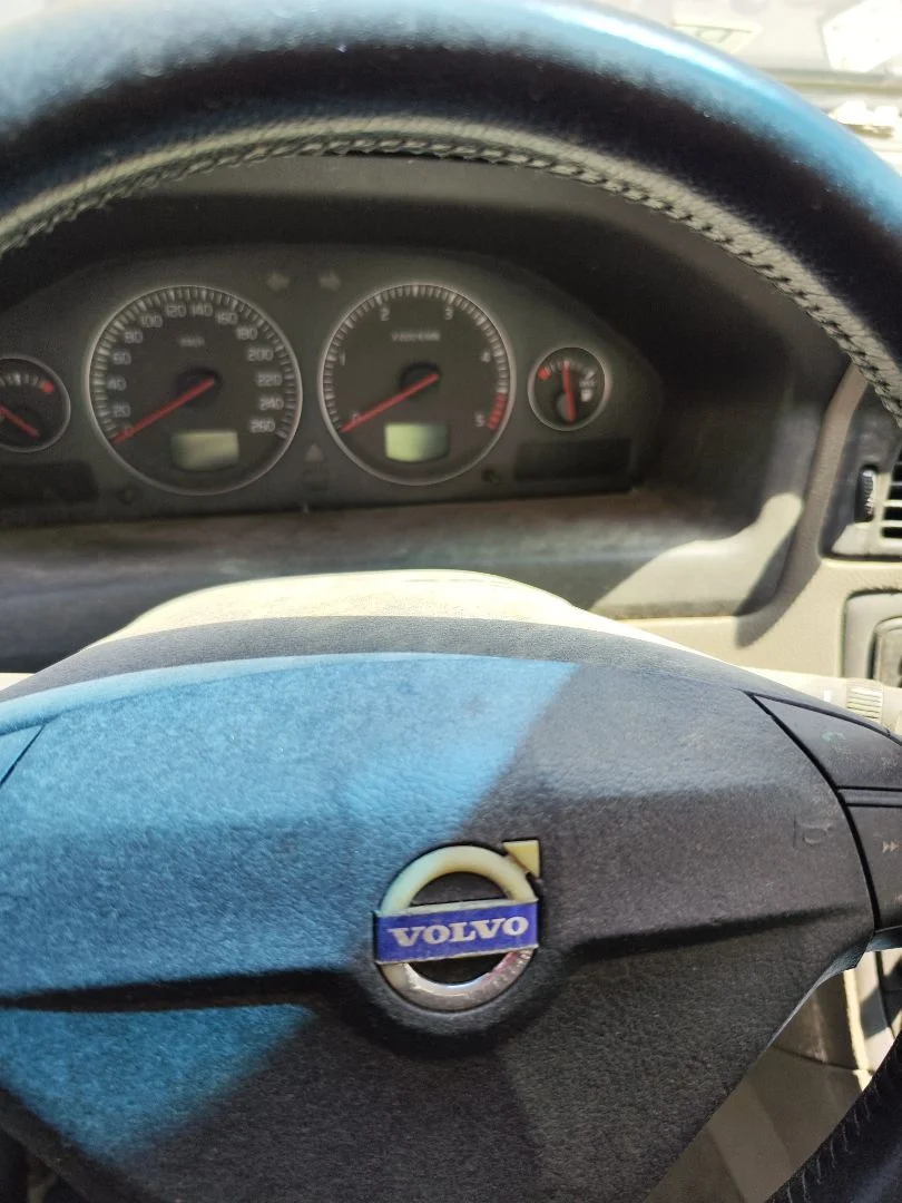 Foto de CUADRO INSTRUMENTOS VOLVO S60 BERLINA 2.4 Diesel (126 CV / 93 KW)