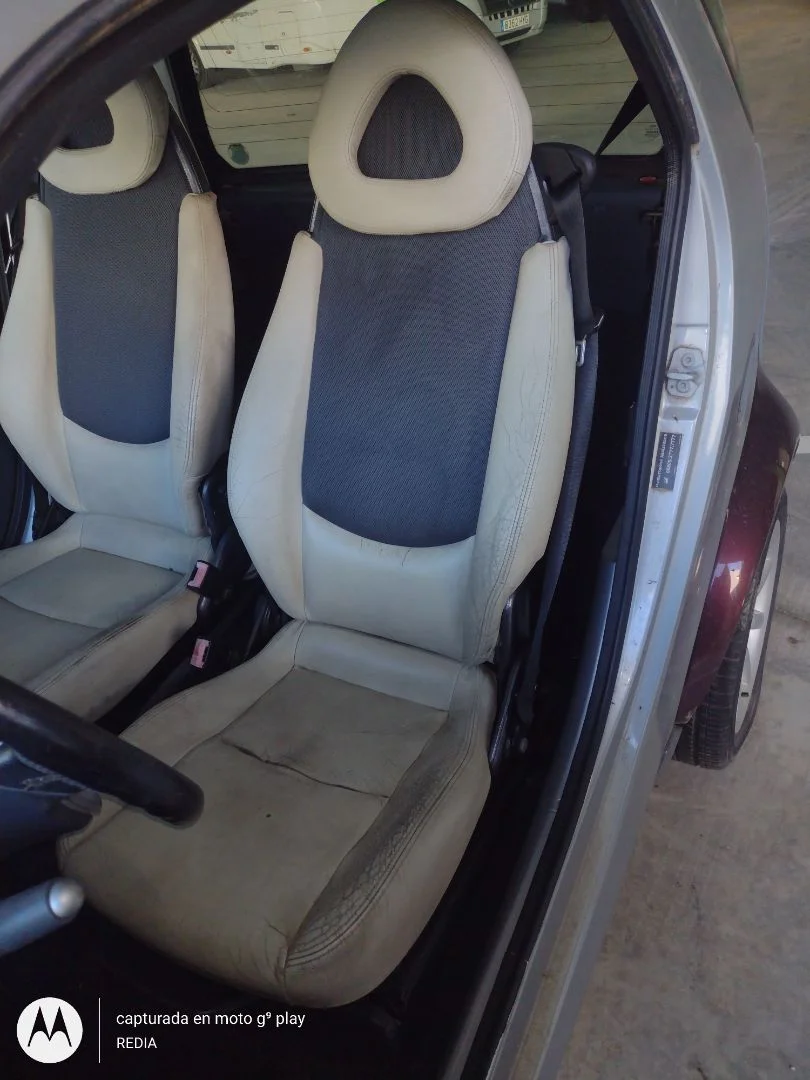 Foto de ASIENTO DELANTERO IZQUIERDO SMART FORTWO COUPE 0.7 Turbo CAT (61 CV / 45 KW)